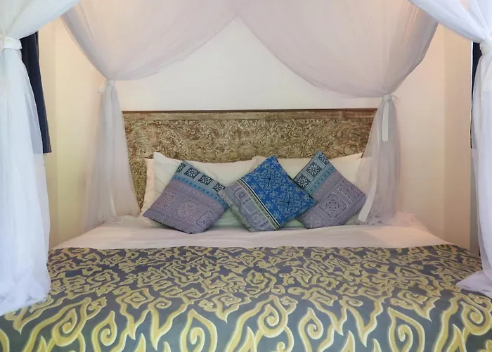 Lata Villa Lovina (Bali)