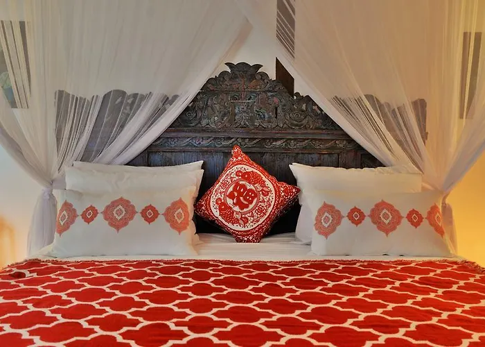 Lata * Lovina (Bali)