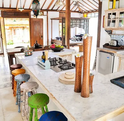 Lata * Lovina (Bali)