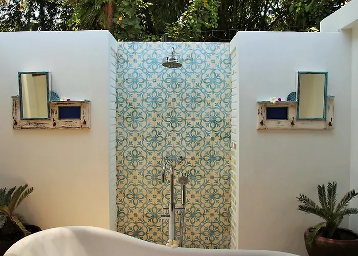 Lata Villa