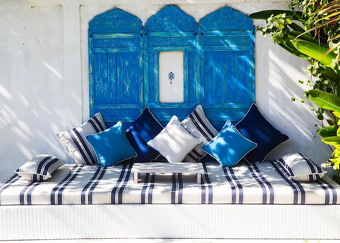 Lata Villa *