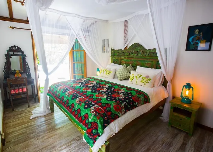 Lata * Lovina (Bali)